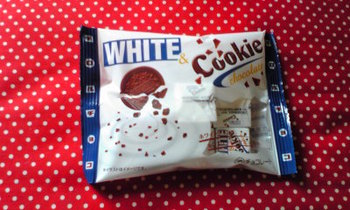 WHITE Cookie.jpg
